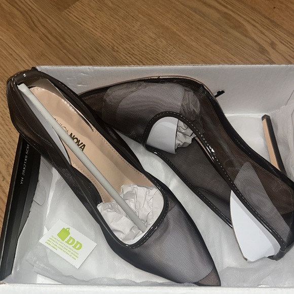 Women Mesh Pumps - Picture 2 of 4